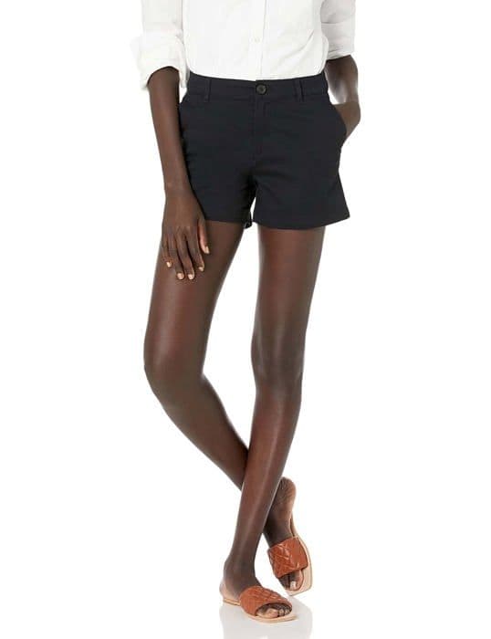 Essentials-shorts - AEW30022SU21-Black-14 - Amazon-shorts i halvhög kaki för kvinnor, slim fit, 3,5 tums innersömmar