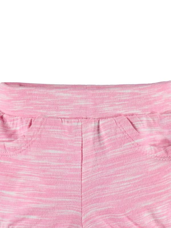 Korta shorts för flickor