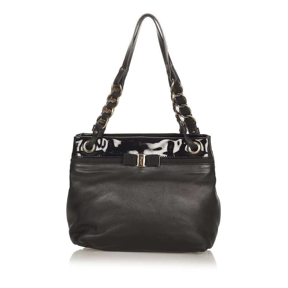 Pre-owned Ferragamo Vara Leather Shoulder Bag Black