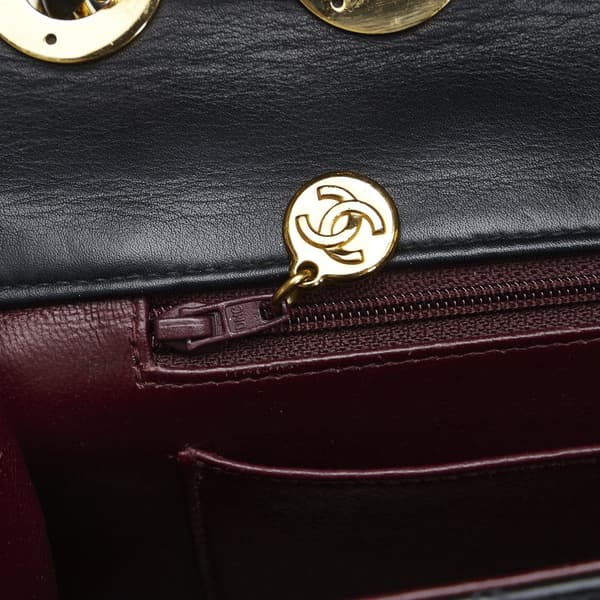 Pre-owned Chanel Maxi XL Classic Lambskin Single Flap Black