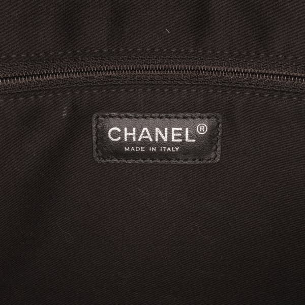 Pre-owned Chanel Jumbo CC Patchwork Classic Flap Black