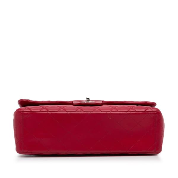 Pre-owned Chanel Maxi Classic Lambskin Single Flap Red