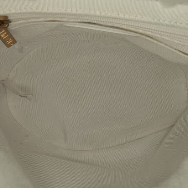 Pre-owned Chanel Shearling CC Shoulder Bag White