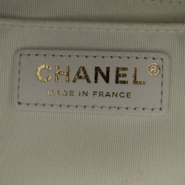 Pre-owned Chanel Shearling CC Shoulder Bag White