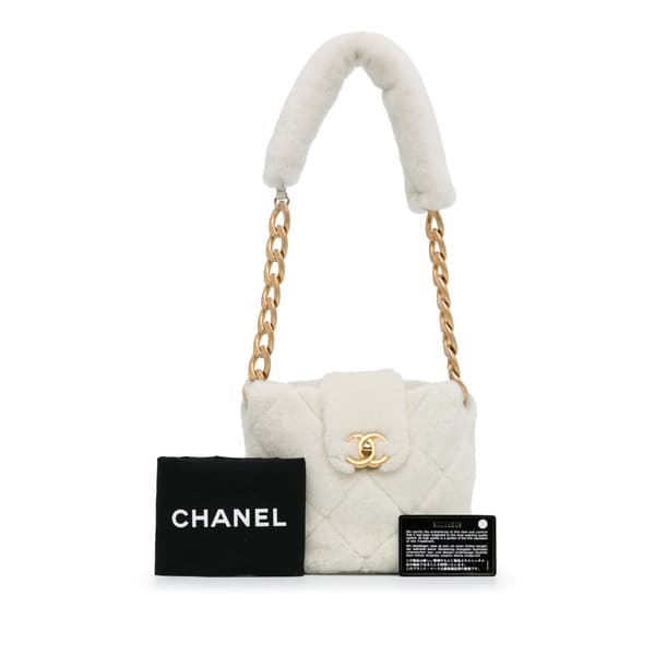 Pre-owned Chanel Shearling CC Shoulder Bag White