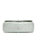Miniatyrbillede 4 af 10: Pre-owned Chanel Jumbo Classic Lambskin Double Flap Silver