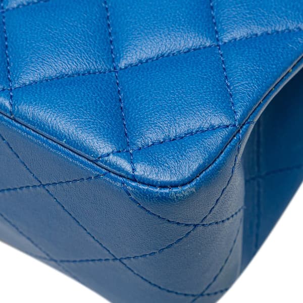 Pre-owned Chanel Medium Classic Lambskin Double Flap Blue