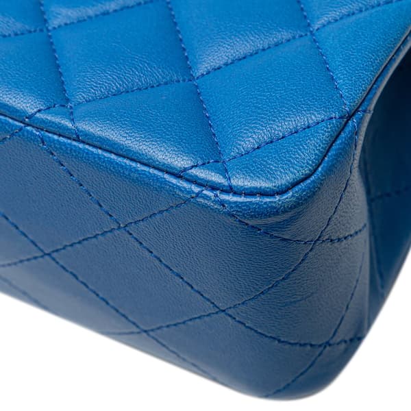 Pre-owned Chanel Medium Classic Lambskin Double Flap Blue