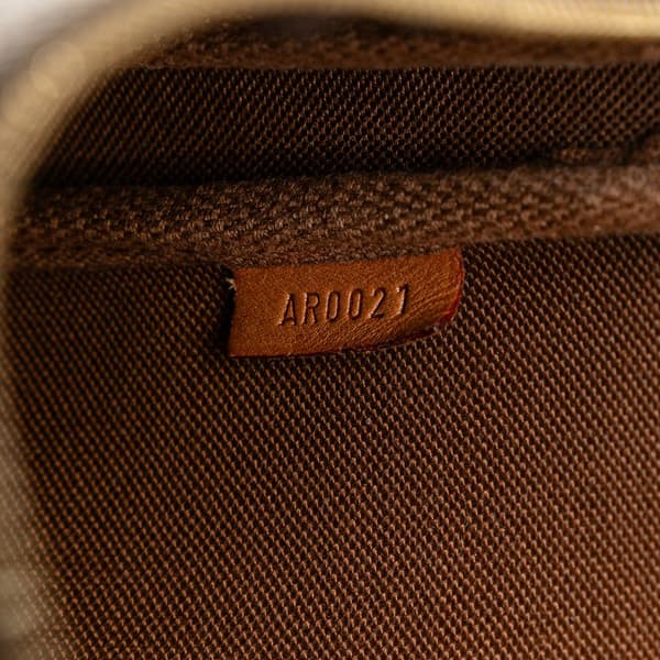 Pre-owned Louis Vuitton Monogram Pochette Accessoires Brown