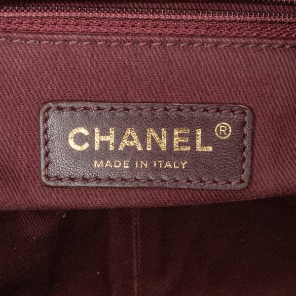 Pre-owned Chanel CC Quilted Lambskin Tassel and Border Embellished Flap Black