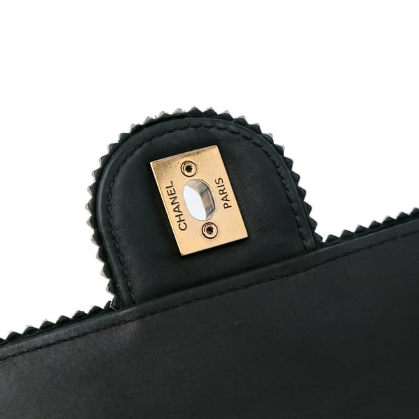 Pre-owned Chanel CC Quilted Lambskin Tassel and Border Embellished Flap Black