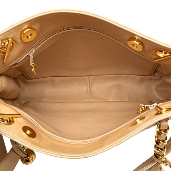 Pre-owned Chanel Quilted Lambskin Shoulder Bag Brown