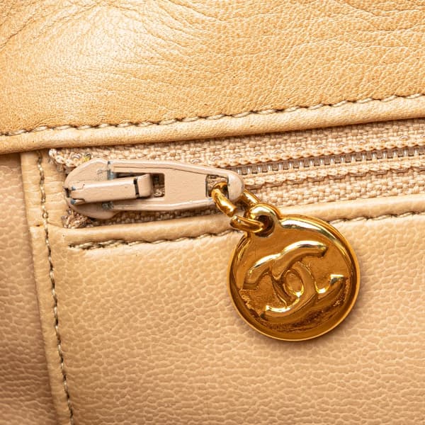 Pre-owned Chanel Quilted Lambskin Shoulder Bag Brown