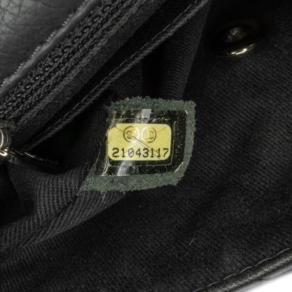 Pre-owned Chanel Quilted Calfskin Curvy Flap Black