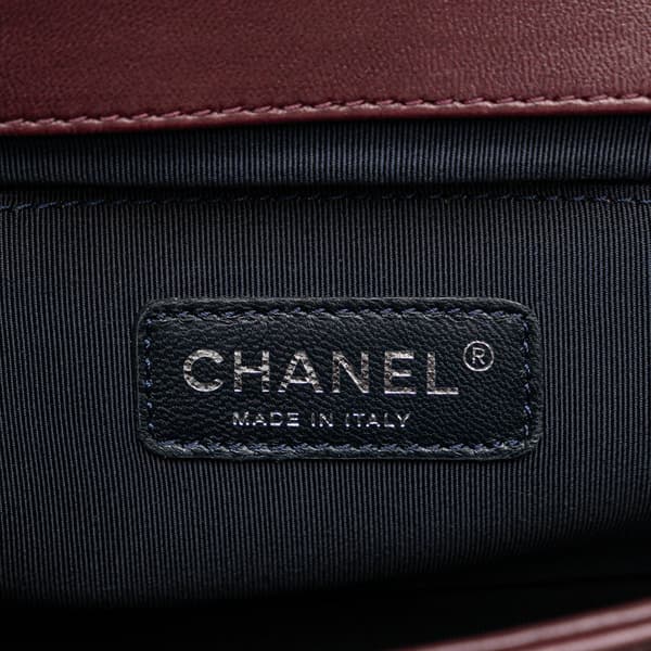 Pre-owned Chanel Old Medium Velvet and Tweed Boy Flap Red