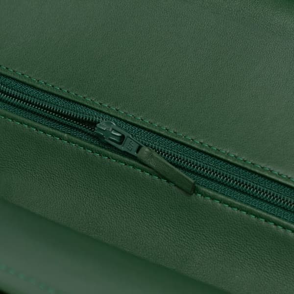 Pre-owned Chanel Medium Classic Patent Double Flap Green