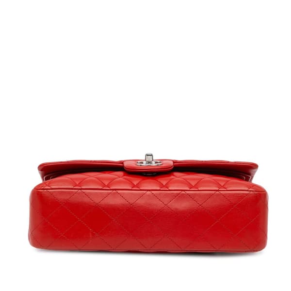 Pre-owned Chanel Medium Classic Lambskin Double Flap Red