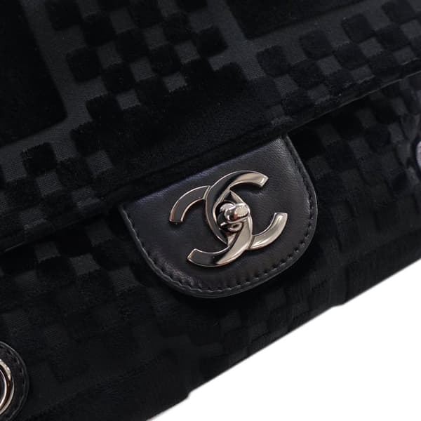 Pre-owned Chanel CC Check Embossed Velvet Belted Side Flap Black