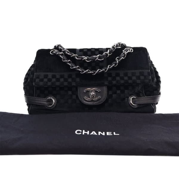 Pre-owned Chanel CC Check Embossed Velvet Belted Side Flap Black