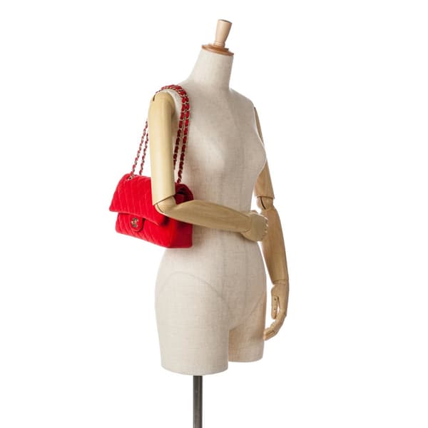 Pre-owned Chanel Medium Classic Velvet Double Flap Red
