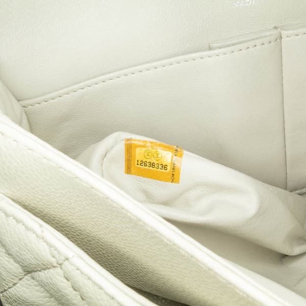 Pre-owned Chanel Medium Classic Caviar Double Flap White