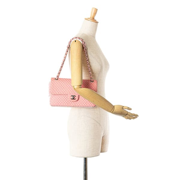 Pre-owned Chanel Medium Micro Quilted Velvet CC Flap Pink