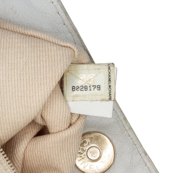 Pre-owned Chanel Canvas Olsen Shoulder Bag Brown