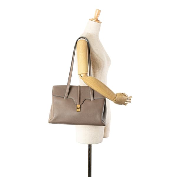 Pre-owned Celine Medium Grained Calfskin Soft 16 Shoulder Bag Brown