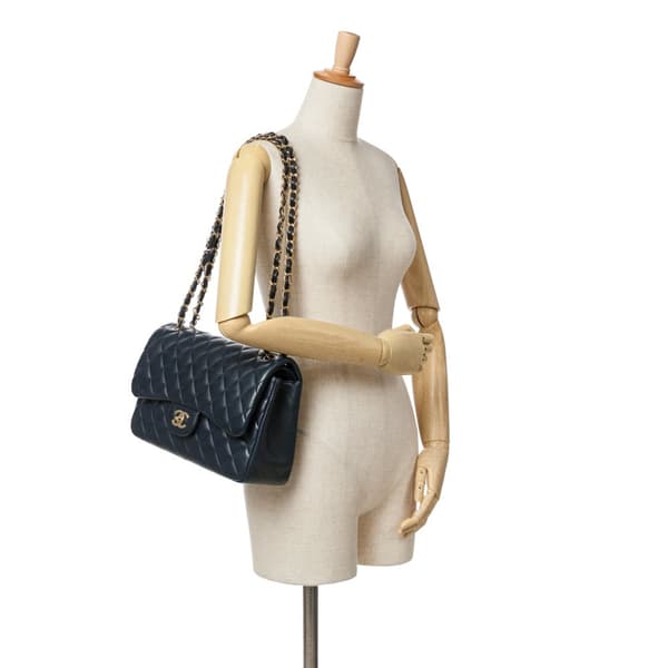 Pre-owned Chanel Jumbo Classic Lambskin Double Flap Blue