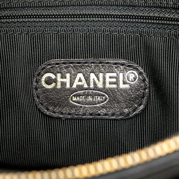Pre-owned Chanel Embroidered Caviar Logo Shoulder Bag Black