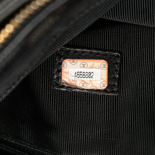 Pre-owned Chanel Embroidered Caviar Logo Shoulder Bag Black