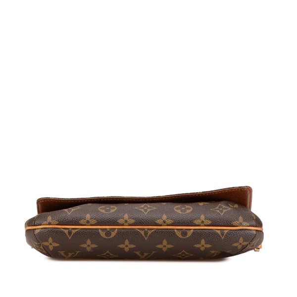 Pre-owned Louis Vuitton Monogram Musette Tango Short Strap Brown