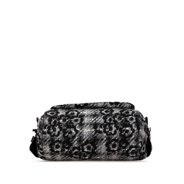 Pre-owned Chanel Tweed Camellia Shoulder Bag Gray