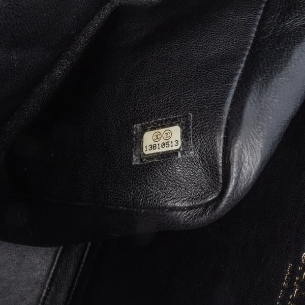 Pre-owned Chanel Maxi Classic Caviar Single Flap Black