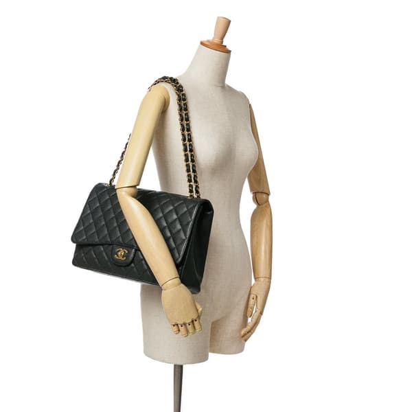 Pre-owned Chanel Maxi Classic Caviar Single Flap Black