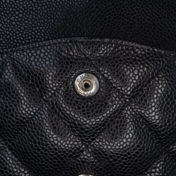 Pre-owned Chanel Jumbo Classic Caviar Double Flap Black