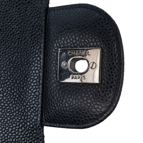 Pre-owned Chanel Jumbo Classic Caviar Double Flap Black