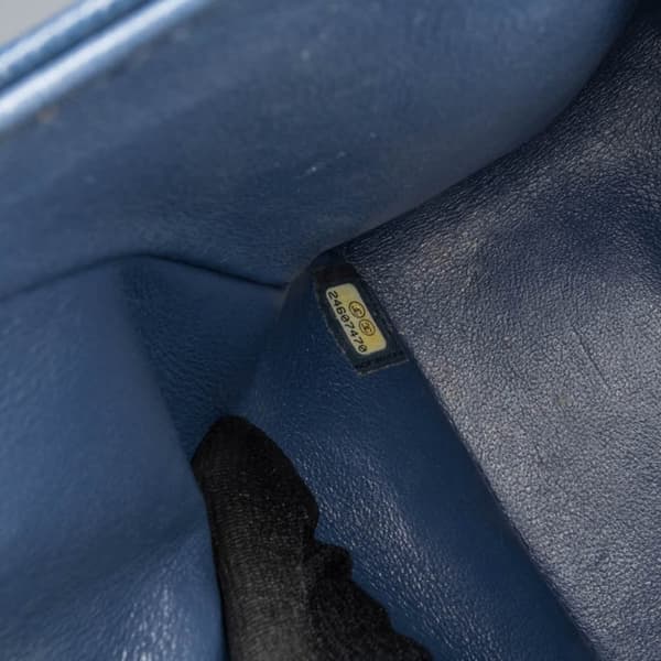 Pre-owned Chanel Jumbo Classic Caviar Double Flap Blue
