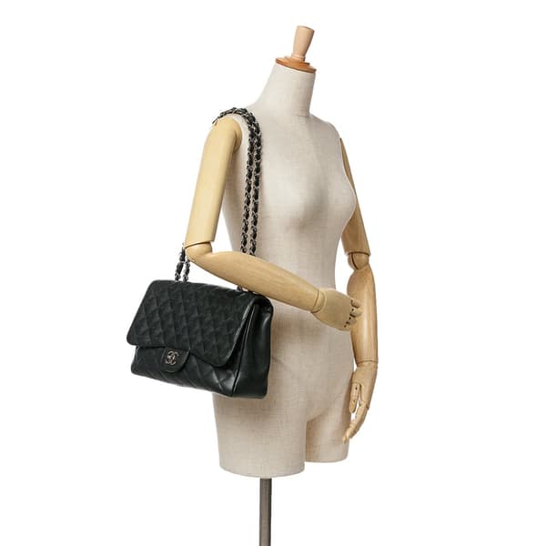 Pre-owned Chanel Jumbo Classic Caviar Single Flap Black