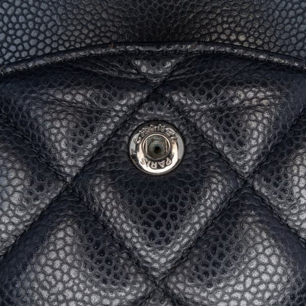 Pre-owned Chanel Jumbo Classic Caviar Double Flap Black