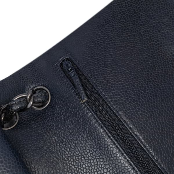 Pre-owned Chanel Jumbo Classic Caviar Double Flap Black