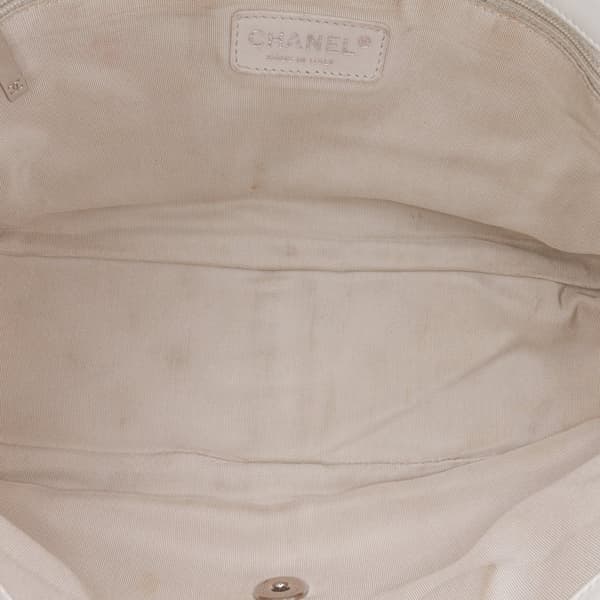 Pre-owned Chanel Jumbo Calfskin Canebiers Net Flap White