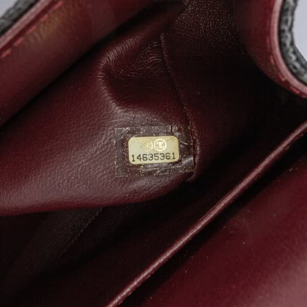 Pre-owned Chanel Jumbo Classic Caviar Double Flap Black