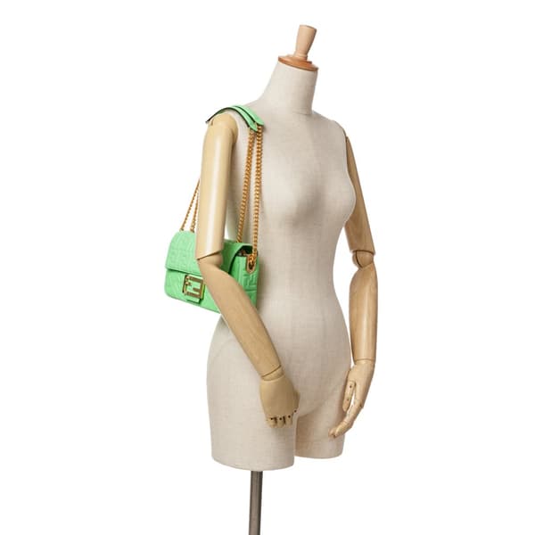 Pre-owned Fendi Zucca Embossed Leather Chain Midi Baguette Green