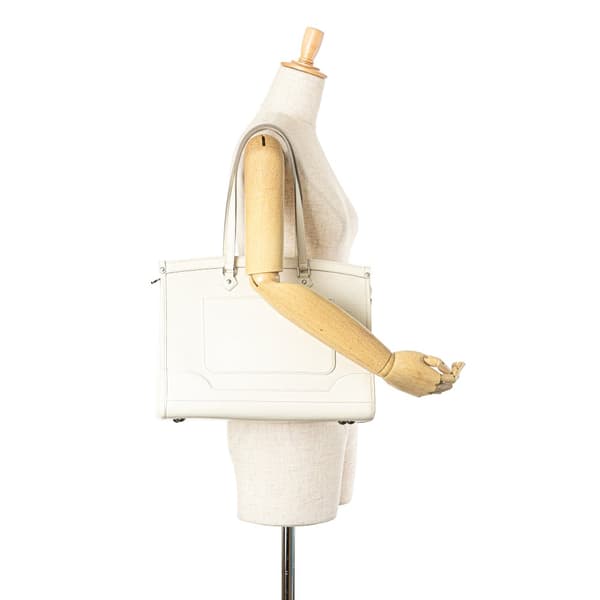 Pre-owned Louis Vuitton Epi Madeleine GM White