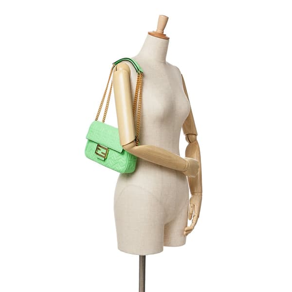 Pre-owned Fendi Zucca Embossed Leather Chain Midi Baguette Green