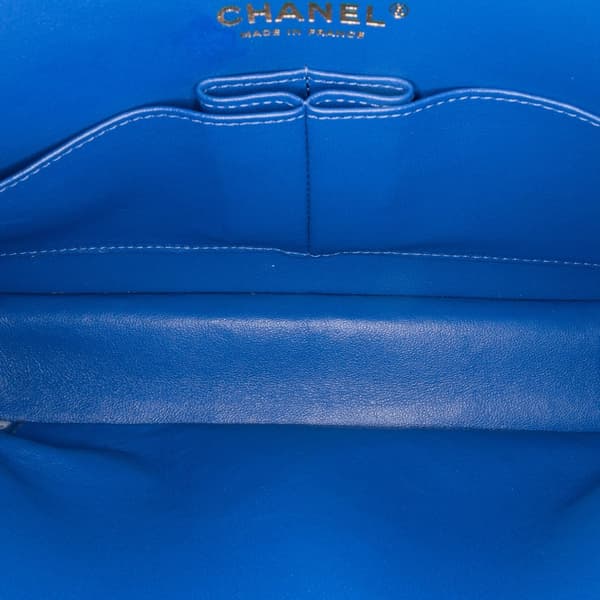 Pre-owned Chanel Medium Classic Chevron Lambskin Double Flap Blue