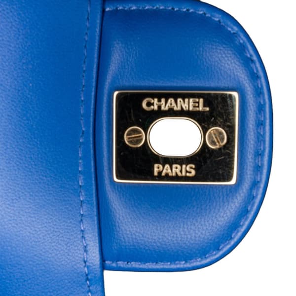 Pre-owned Chanel Medium Classic Chevron Lambskin Double Flap Blue