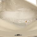 Miniatyrbild 4 av 10: Pre-owned Chanel CC Jersey Pyramid Stud Flap White