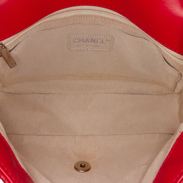 Pre-owned Chanel Medium Perforated Lambskin Punch Flap Red